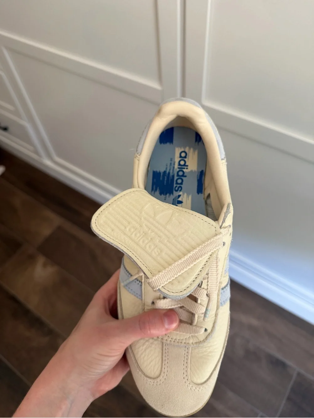 Adidas Samba Cream and Light Blue Leather Sneakers - Picture 3 of 6
